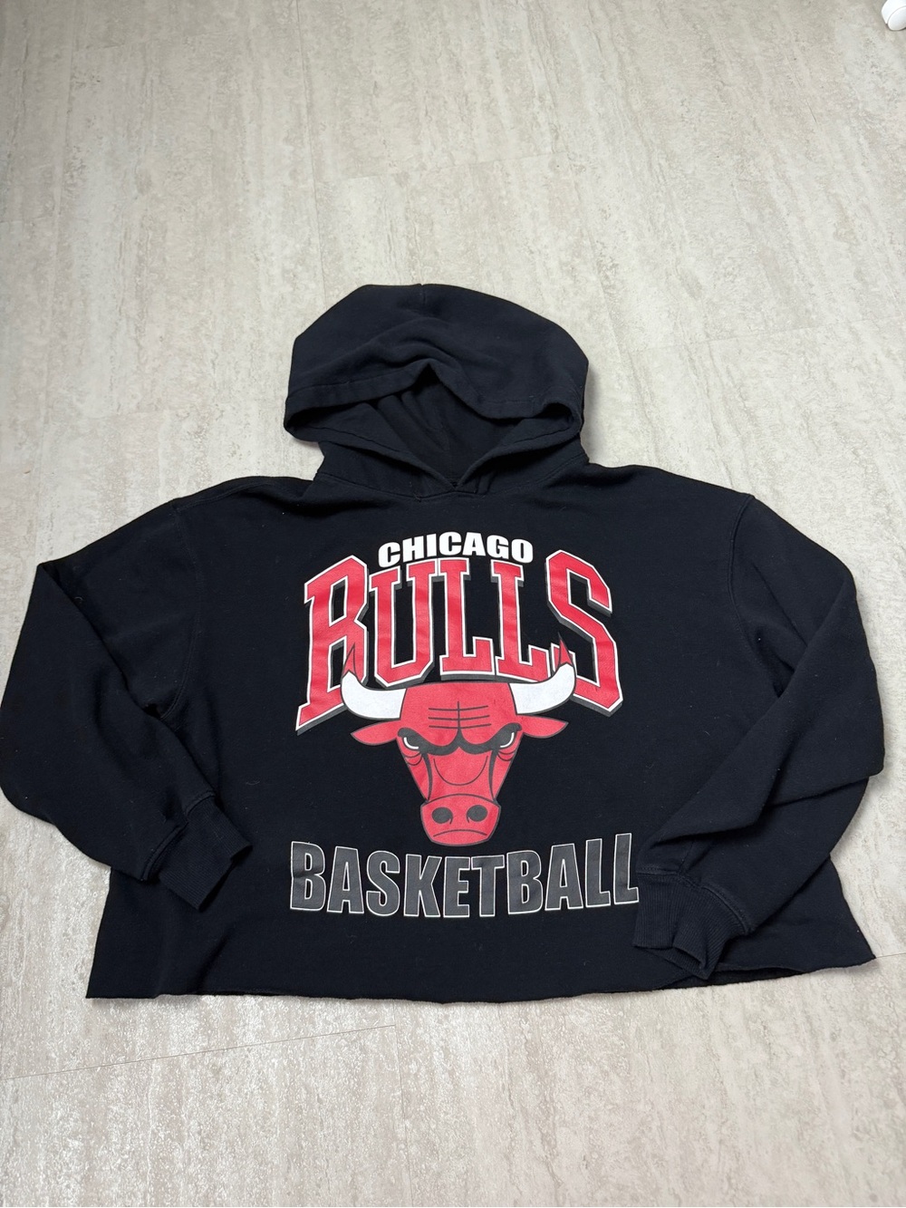 Chicago Bulls hoodie crop sweatshirt by Hybrid